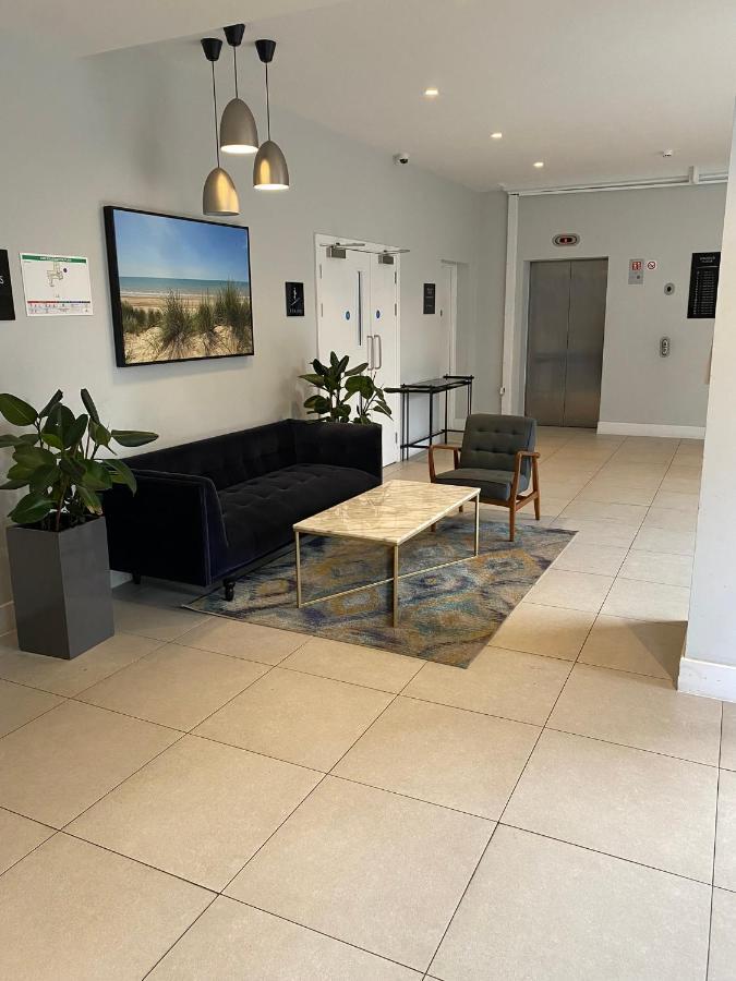 Morden 1 Bedroom City- Apt Central Stylish Living London Borough of London Borough of Croydon Exterior foto